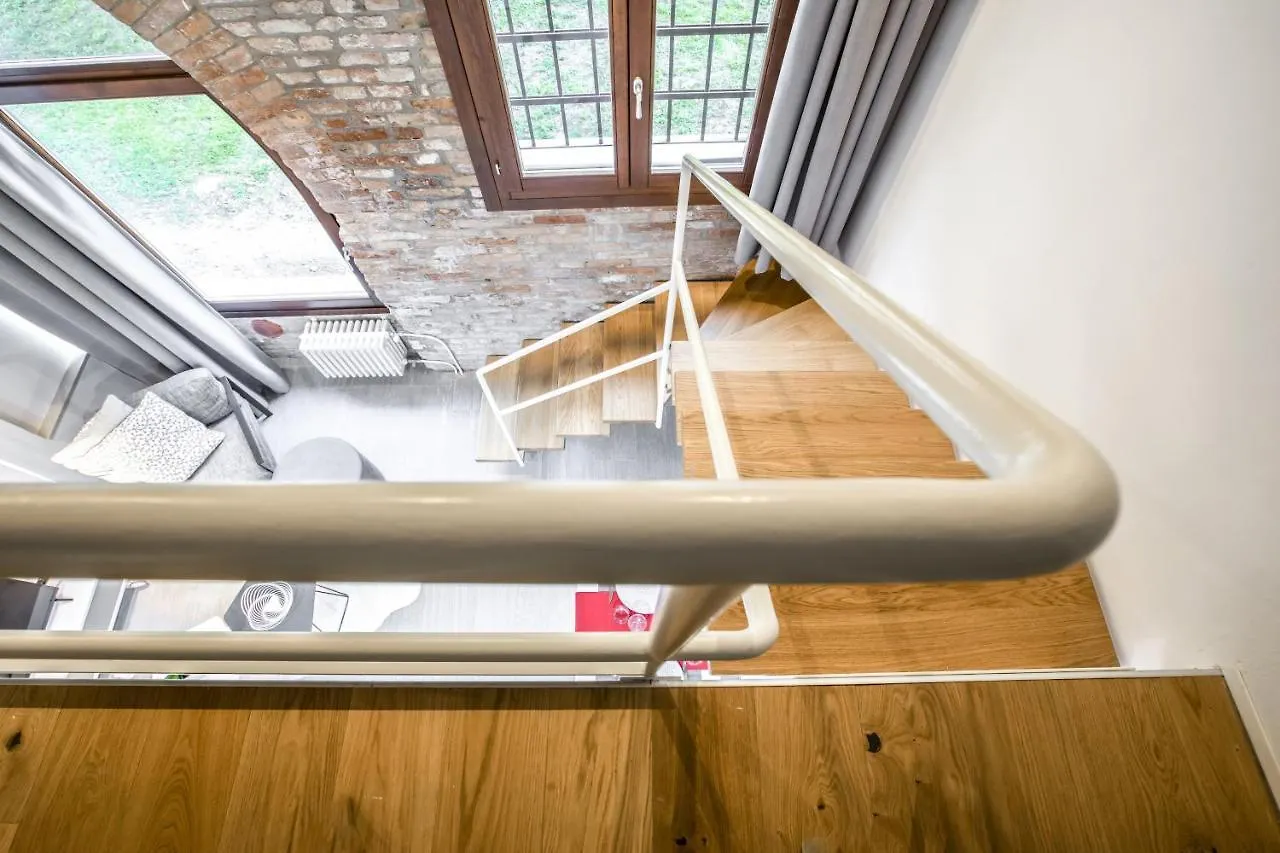 Industrial Loft Venice R&R